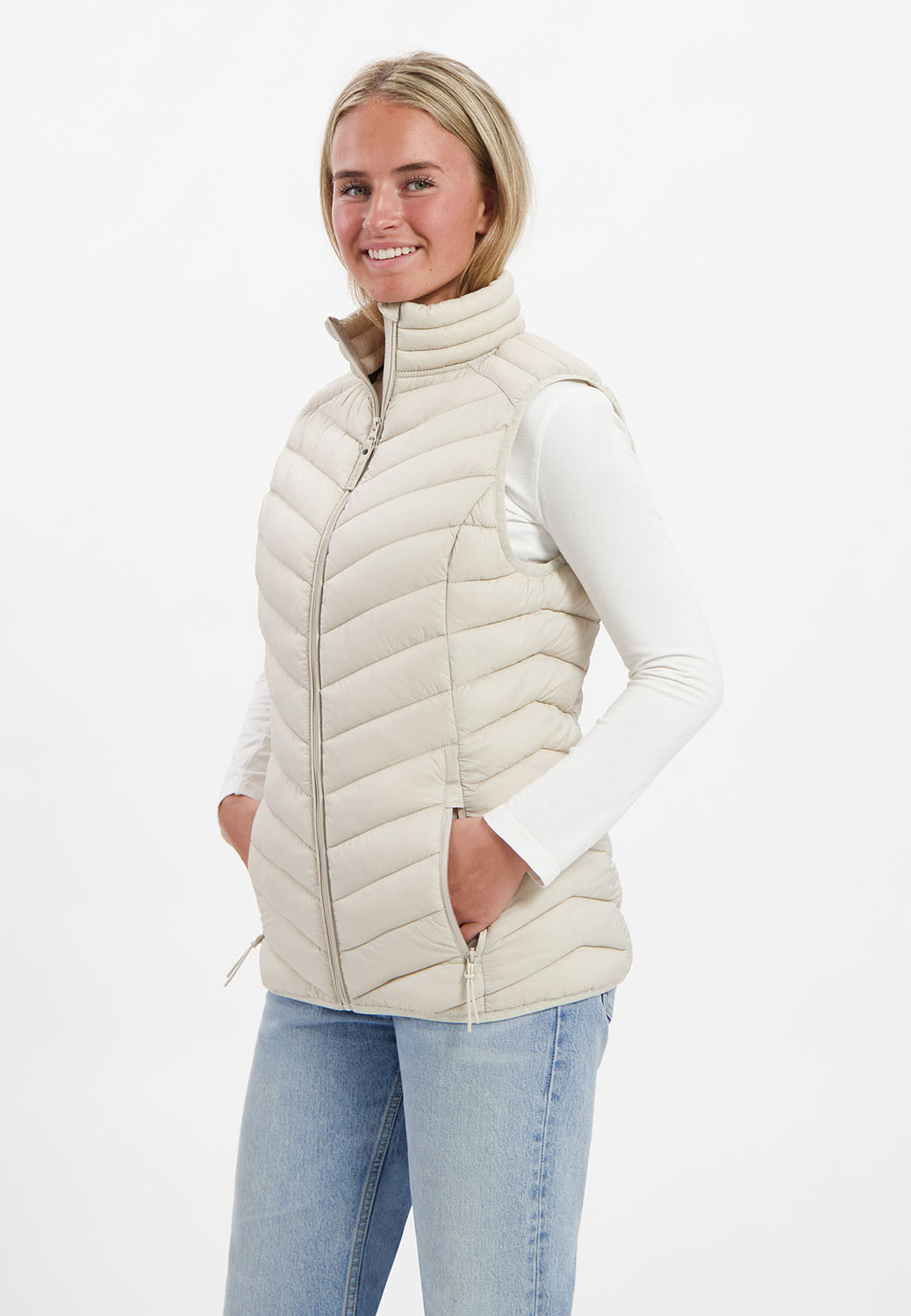 Kjelvik Scandinavian Clothing - Women Bodywarmers Alma Sand